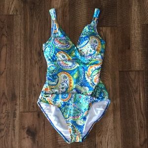 NEW LISTING! One Piece Swimsuit